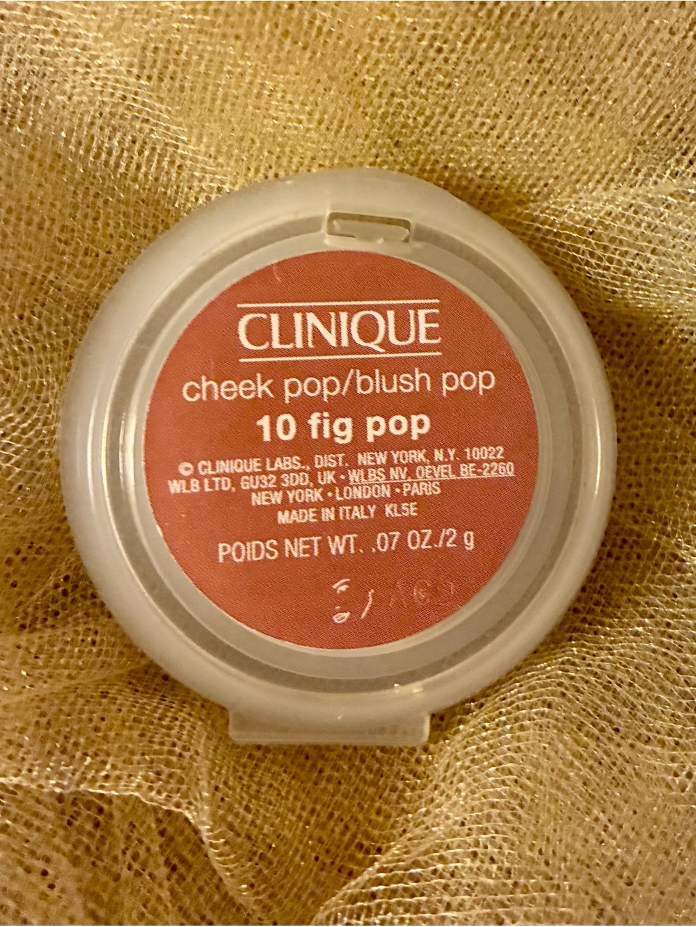 Clinique Cheek Floral Blush in 10 Fig Pop - Picture 3 of 3